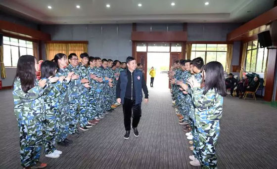 團(tuán)建活動(dòng) | 凝心聚力，我們是一家人！